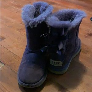 Little girls purple Ugg’s